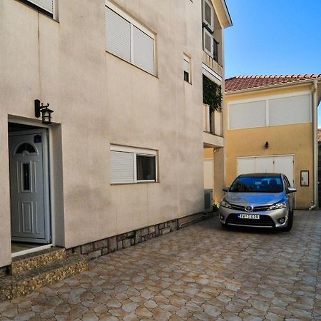 Apartmani Franovic Tivat Eksteriør billede